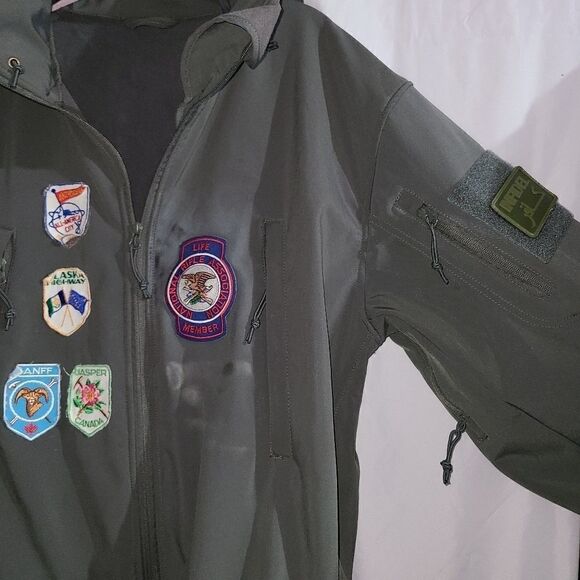 Men's Rothco Tactical Soft Shell Jacket - Picture 8 of 10